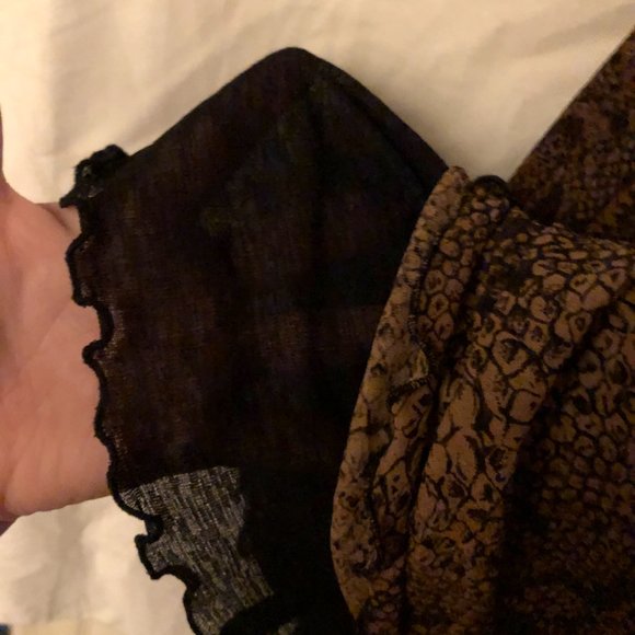 Snake print skirt - Picture 3 of 4